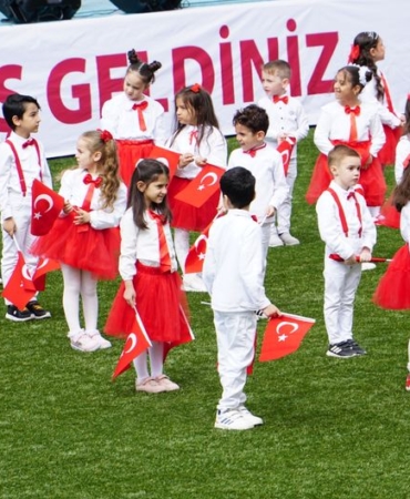 Mihalıççık Milli Eğitim Müdürlüğü'nden minik öğrenciye taziye