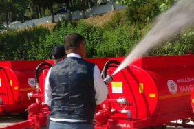 Muğla Büyükşehir, kırsal mahallelere 25 yeni yangın tankeri sağladı
