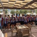 Murat Bozoğlu, Trabzonspor sevgisini Girne'de 250 forma ile yaydı