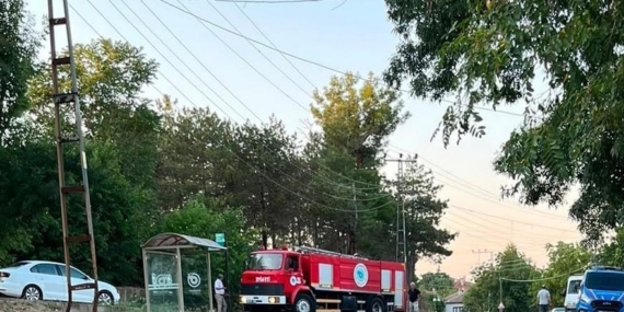 Muratlı'da ağaçlık alanda çıkan yangın kontrol altına alındı