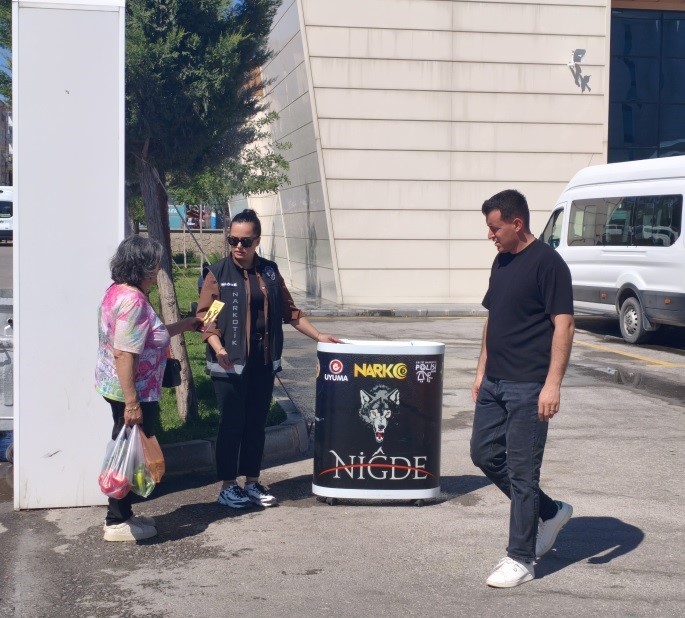 Niğde'de 210 kişiye narkotik bilgilendirmesi yapıldı