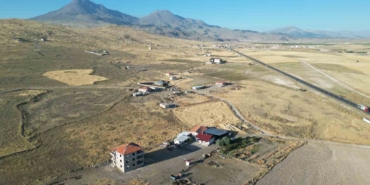 Niğde'deki hayvancılık aileleri elektrik talep ediyor