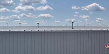Ohio'da pilot, iniş takımları arızalı uçağı güvenle indirdi