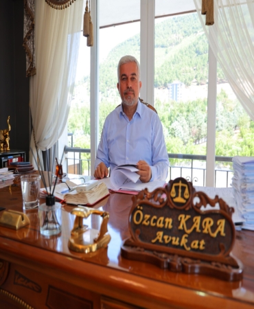 OKUL SALDIRGANIN BABASINA 10 KEZ AĞIRLAŞTIRILMIŞ MÜEBBET, ANNEYE 22,5 YILA KADAR HAPİS CEZASI İSTEMİ KAHRAMANMARAŞ'TAKİ OKUL SALDIRISINDA DİKKAT ÇEKEN DETAYLAR: "MARAŞ SANDIĞINA 7 SİLAH SIĞABİLECEK VE MUHAFAZA EDEBİLECEK KONUMDA DEĞİL" BABA MERSİNLİ'NİN MERSİN'DEKİ 10 MAL VARLIĞINA İHTİYAT HACİZ ŞERHİ İŞLENDİ