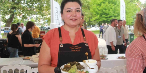 Ordu Gastronomi Festivali'nde Zeytinyağlı Fındık Yaprağı Sarması Öne Çıktı