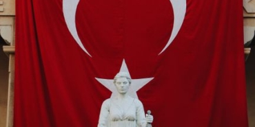 Özgür Özel'in dokunulmazlık fezlekesi Adalet Bakanlığı'na ulaştı