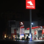 Petrol fiyatları Trump'ın İran'a saldırıları durdurmasıyla düştü