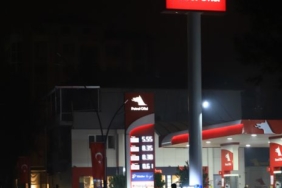 Petrol fiyatları Trump'ın İran'a saldırıları durdurmasıyla düştü