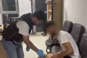 PROTEZ BACAĞINDAN UYUŞTURUCU ÇIKTI: 830 GRAM METAMFETAMİN ELE GEÇİRİLDİ