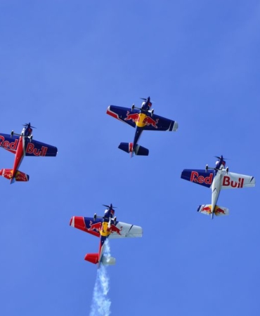 Red Bull Uçuş Günü Caddebostan Sahili'nde Gerçekleşti