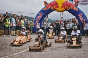 Rize'de 16. Formulaz Tahta Araba Yarışları Renkli Anlara Sahne Oldu