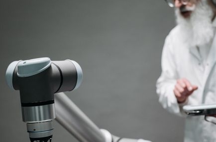 Robotik cerrahi ile 9 cm'lik tümör böbreği korundu