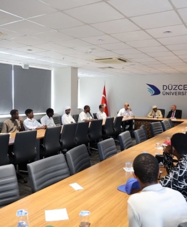 Ruanda Müftüsü Düzce Üniversitesi Rektörü ile Görüştü