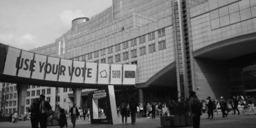 Rusya, Yabloko Partisi'nin Seçimlere Katılımını Yasakladı