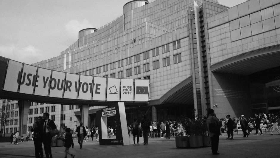 Rusya, Yabloko Partisi'nin Seçimlere Katılımını Yasakladı
