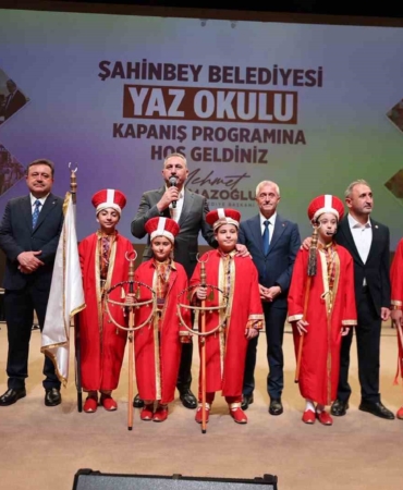 Şahinbey'de yaz okulu mezuniyet töreni coşkusu