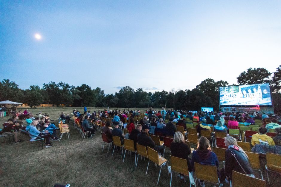 Samsun'da Açık Hava Sinema Geceleri Başladı