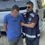 BOŞANMA AŞAMASINDAKİ EŞİNİ BIÇAKLA YARALADI