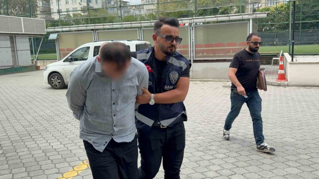 Samsun'da semt pazarında genç kadına taciz iddiası