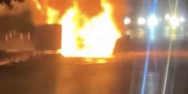 Samsun'da seyir halindeki otomobilde yangın çıktı