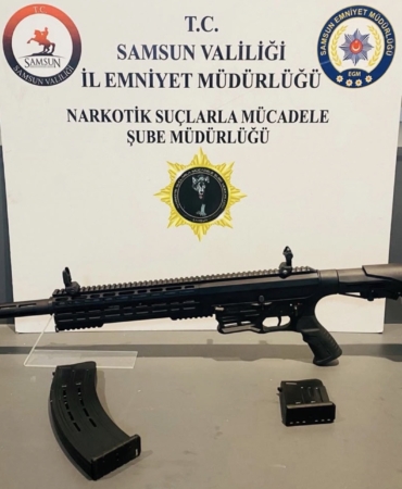 Samsun'da uyuşturucu operasyonu: 12 kişi gözaltına alındı