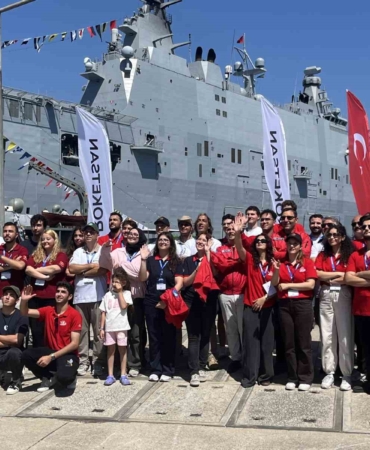 Sanayi ve Teknoloji Bakanı Kacır, TEKNOFEST Mavi Vatan'ı inceledi