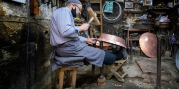 Şanlıurfa'da Bakırcılık Geleneği Yaşatılıyor