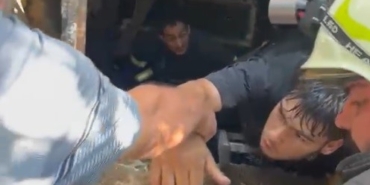 Şanlıurfa'da kuyuya düşen genç itfaiye tarafından kurtarıldı