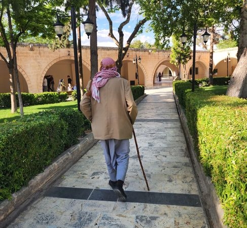 Şanlıurfa'da yavaş giden sürücüye saldırı: Burnu kırıldı
