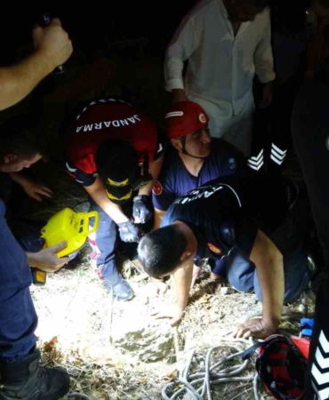 Side Antik Kent'te kuyuya düşen çocuk kurtarıldı