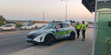 Silifke'de trafik kazasında 1 polis yaralandı