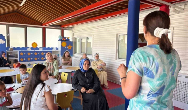 Sincan'da Dünya Emzirme Haftası Semineri Düzenlendi