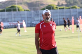 Sivasspor, Esenler Erokspor ile Lige Galibiyetle Başlamak İstiyor