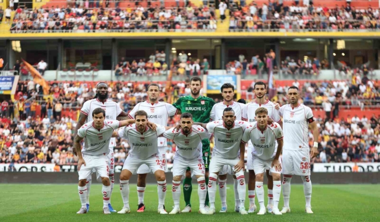 Sivasspor, Manisa FK Maçı Öncesi Üç Eksikle Sahada