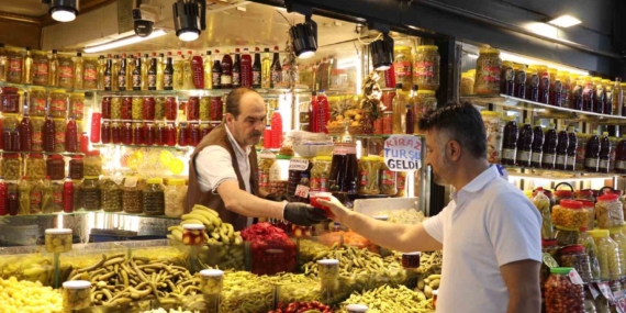 Sivas'ta Mısır Koçanı Turşusu Raflarda Yerini Aldı