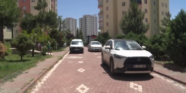 Sivas'ta mobil oto yıkama hizmetiyle dikkat çekiyor