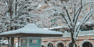 Sivas'ta temizlik görevlisi türküleriyle dinleyicileri büyüledi