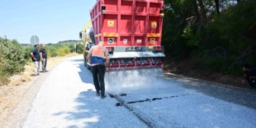 Soma'da mahalle yollarına ikinci kat asfalt çalışması devam ediyor