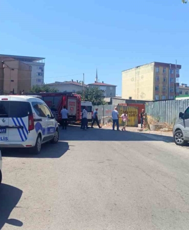 Sultanbeyli'de çatı çökmesi: 1 işçi ağır yaralı