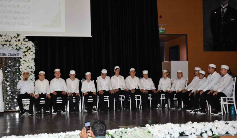 Susurluk'ta Yaz Kur'an Kursları Kapanış Programı Gerçekleştirildi