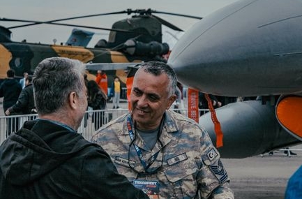 TEKNOFEST Mavi Vatan'da SAS ve SAT komandoları gösteri yaptı