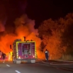 TEM OTOYOLU'NDA YOLCU OTOBÜSÜ ALEV TOPUNA DÖNDÜ
