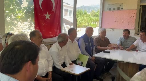TZOB Başkanı Bayraktar, Seydikemer'deki yangın bölgesini inceledi