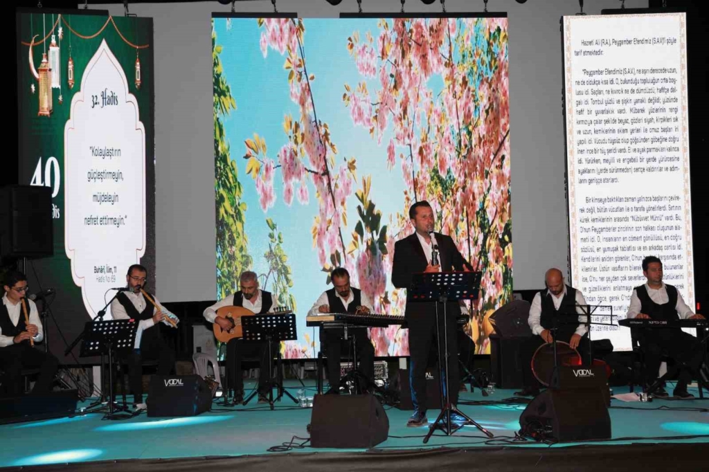 Talas'ta Mevlid Kandili Programı Coşkuyla Kutlandı