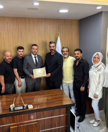 Tavşanlı'da berber ve kuaför esnafının sorunları ele alındı