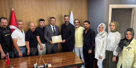Tavşanlı'da berber ve kuaför esnafının sorunları ele alındı