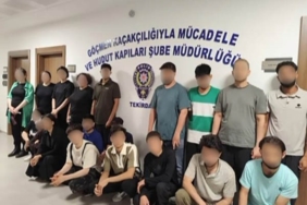 Tekirdağ'da 19 düzensiz göçmen yakalandı, sürücü tutuklandı