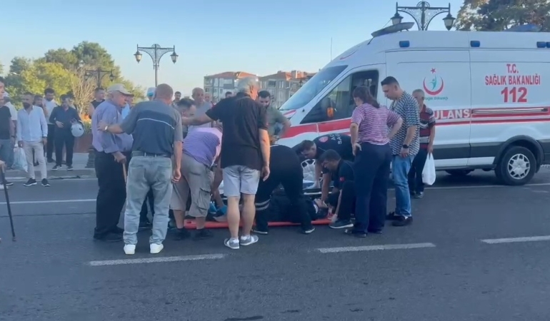 Tekirdağ'da otomobil yayalara çarptı, 2 kadın yaralandı