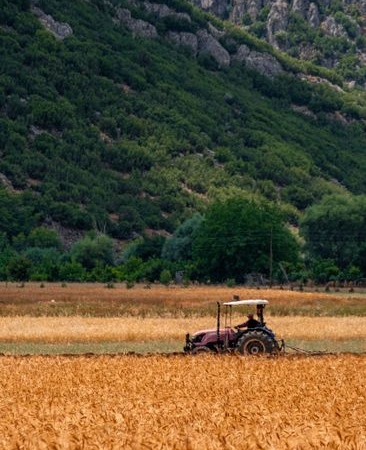 Tokat'ta sıfır traktör 6 ayda 5 kez arızalandı