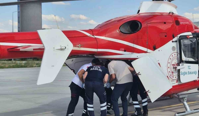 Tokat'tan Konya'ya helikopter ambulansla hasta sevk edildi